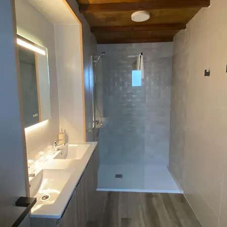 Tranvia House